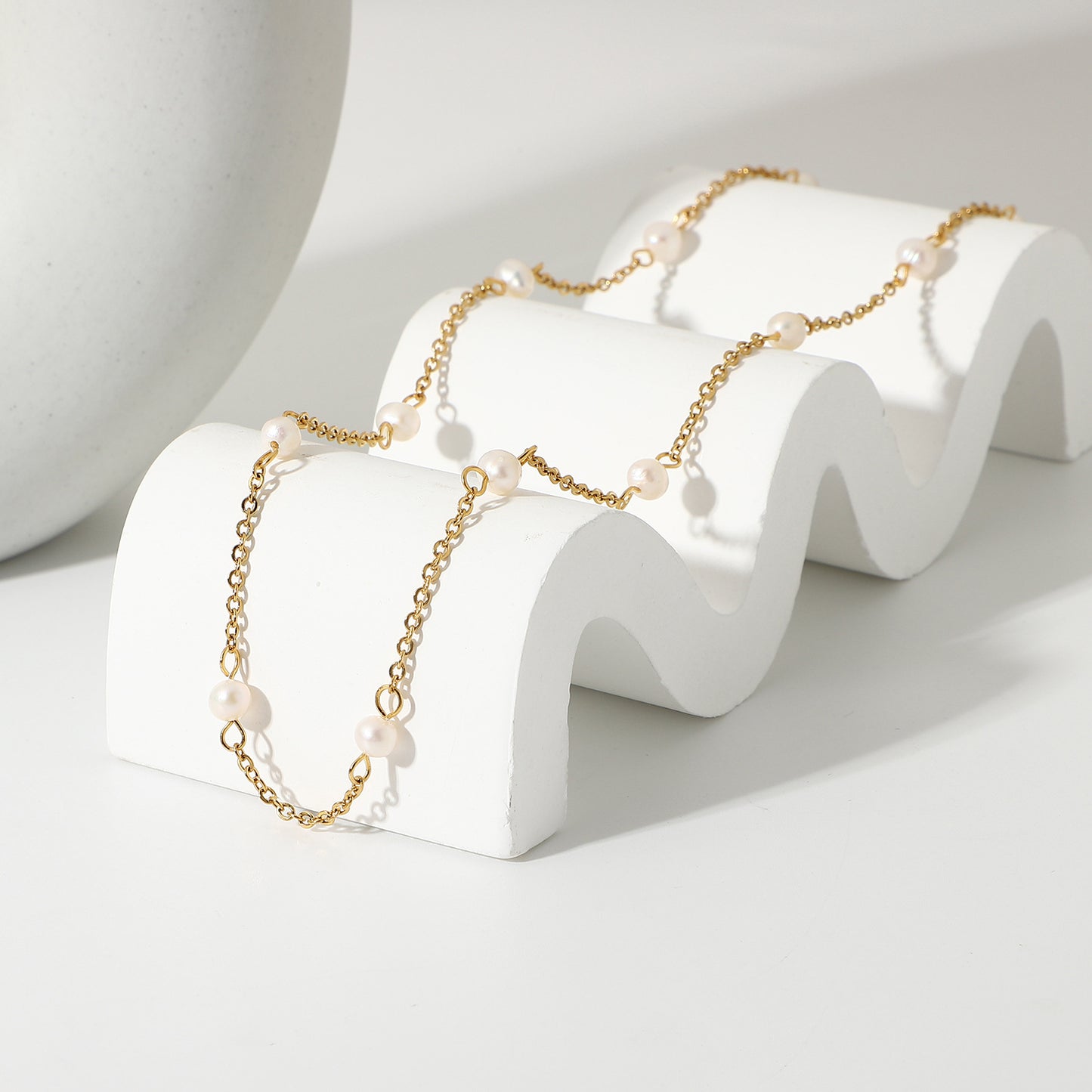 Freshwater Pearl Necklace Gold Plated Choker Cultured Small White Pearl Layered Chain Necklace Stainless Steel Jewelry Gifts