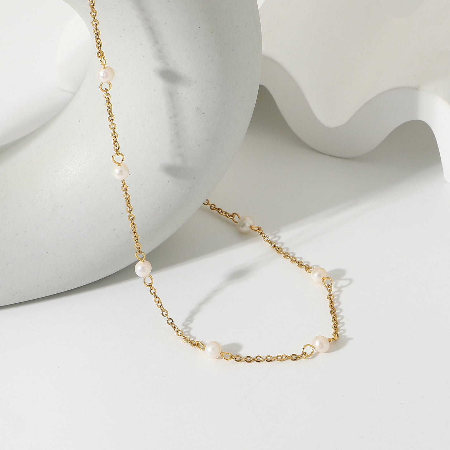 Freshwater Pearl Necklace Gold Plated Choker Cultured Small White Pearl Layered Chain Necklace Stainless Steel Jewelry Gifts