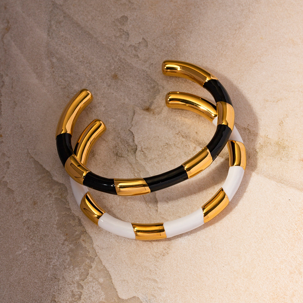 Dainty Cuff Teardrop bracelet for Women