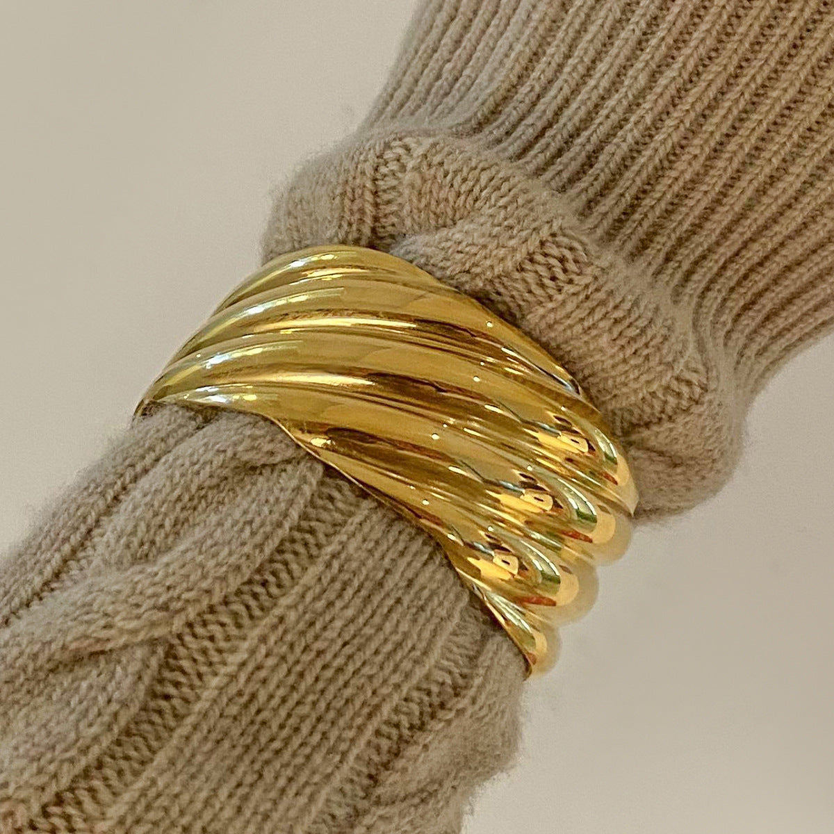 Chunky Gold Bangle Bracelets for Women